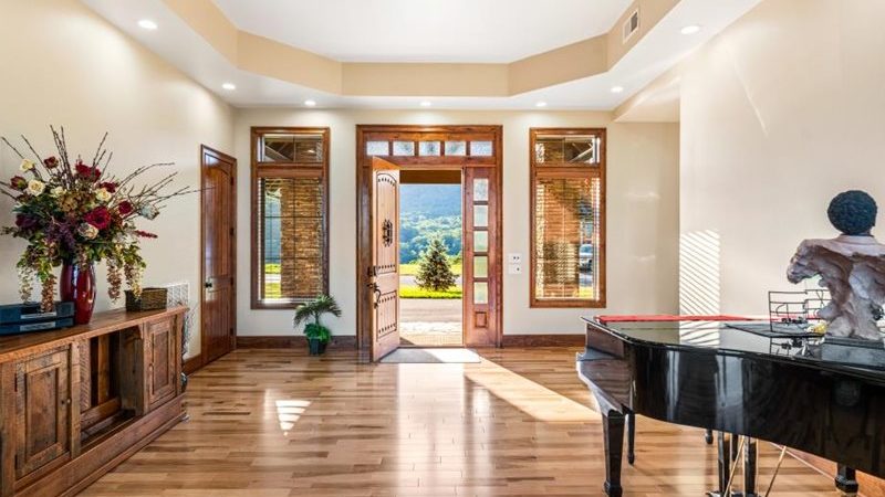 11-3035-Smoky-Bluff-Trail-Sevierville-TN-10