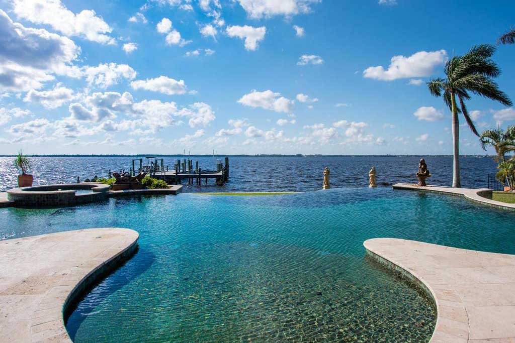 1120 Wales Drive - Mansion Backyard with Infinity Pool into the Caloosahatchee River