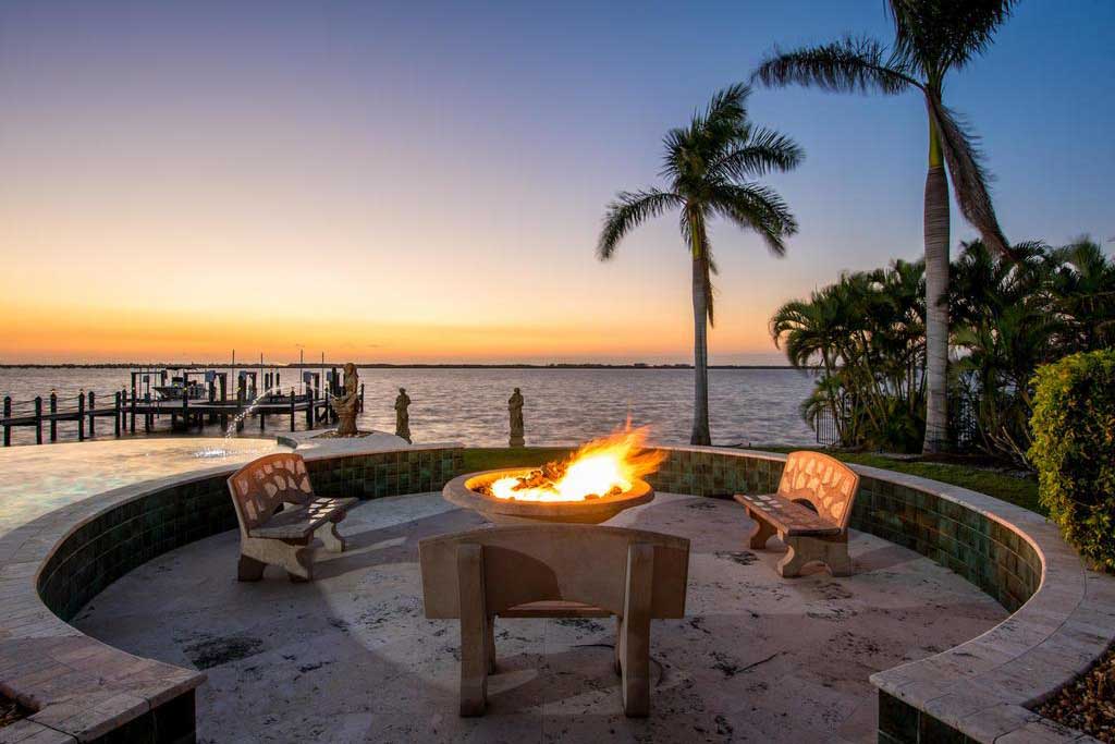 1120 Wales Drive - Ft Myers Mansion Waterfront Backyard and Firepit