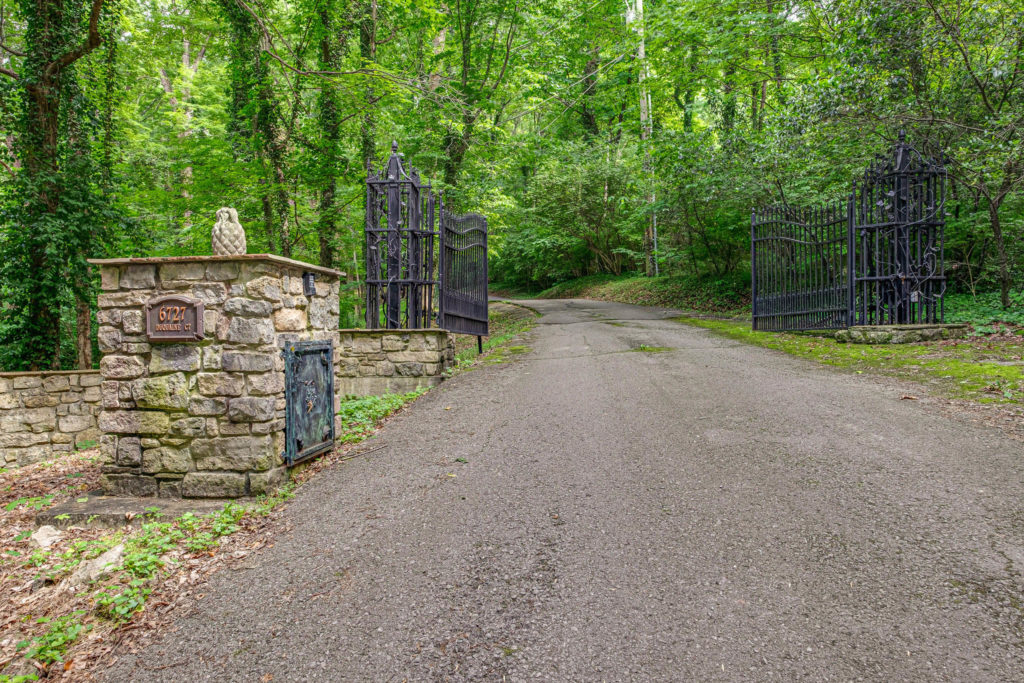 6727 Duquaine Ct - Mansion Gated Entrance to Driveway, Closer View