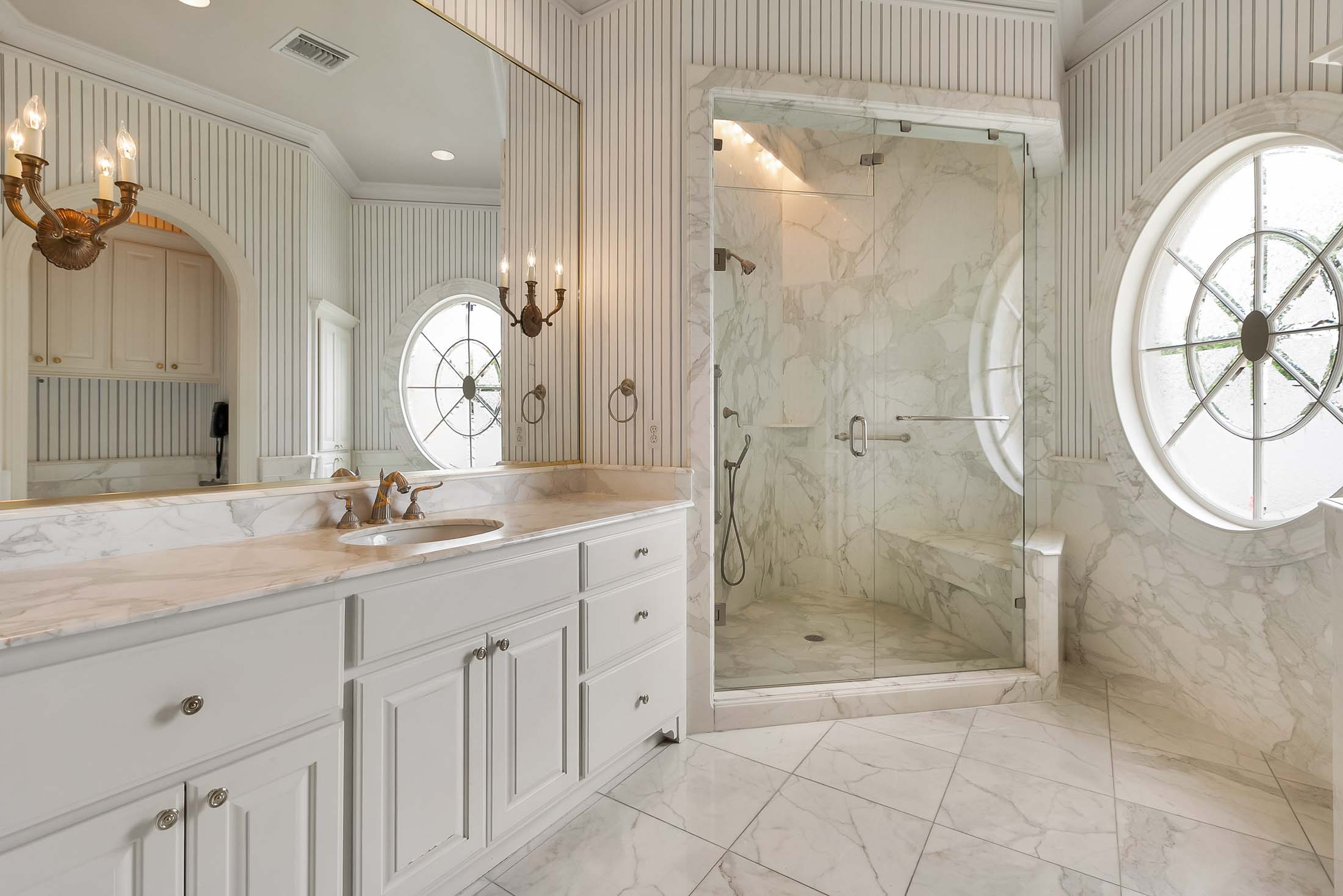 2308 Woodlawn Blvd - Estate Master Bathroom Marble Shower