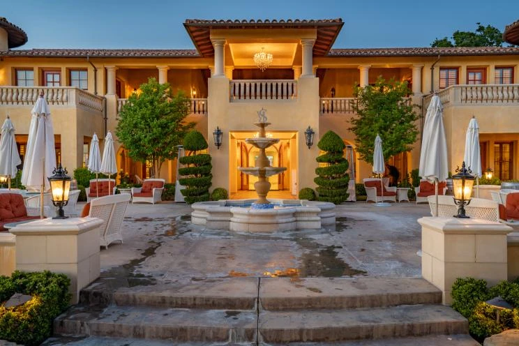 160-acre-california-winery-auction-103068234