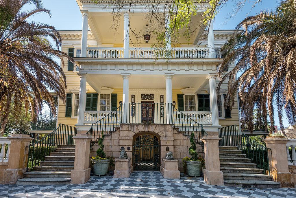 60 Montagu Street front entry view